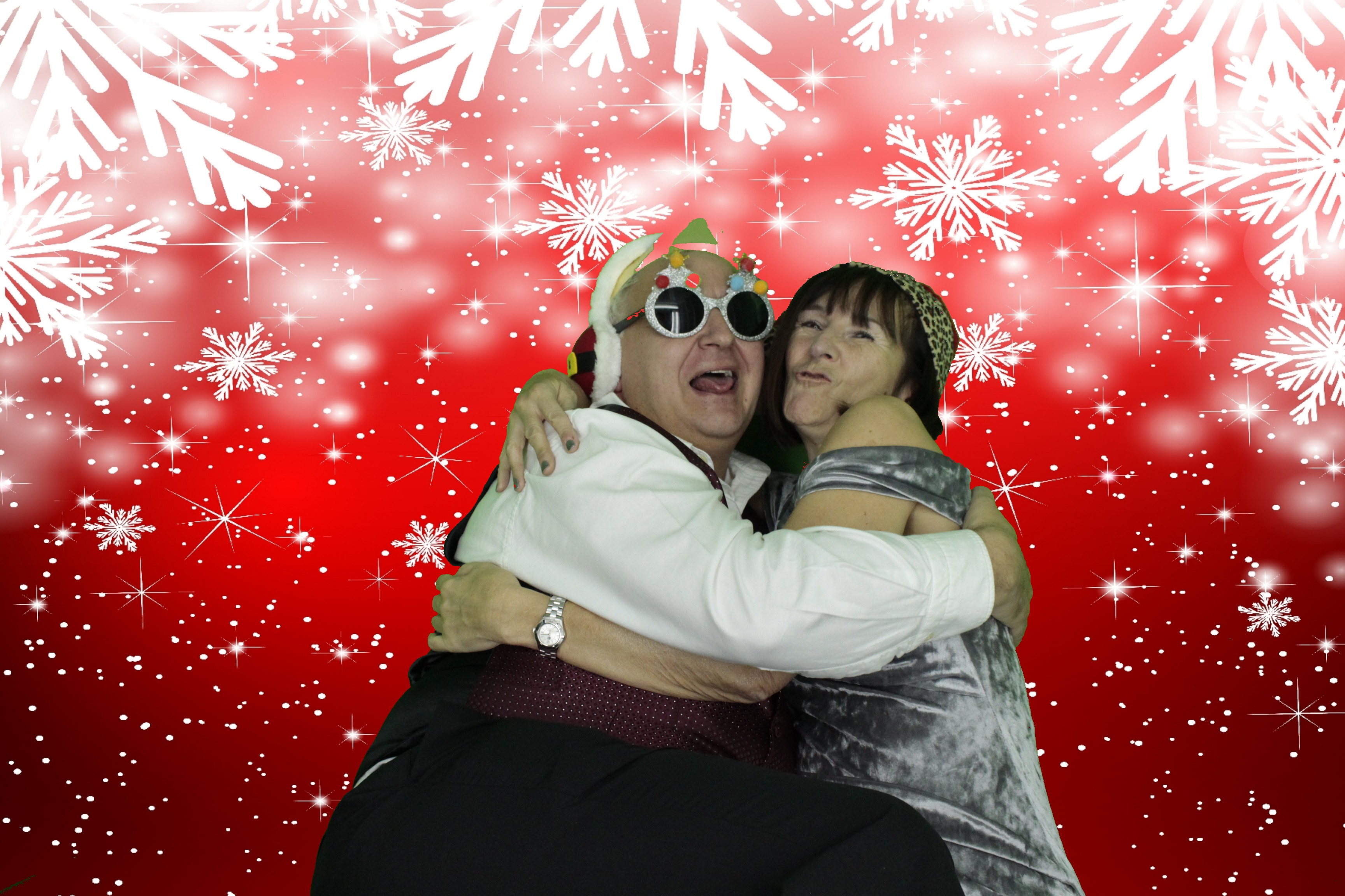 Silvermere Christmas Party | View more photos from the event at gallery.myphotoboothexperience.co.uk/u/MyPhotoBoothExperienceLtd/Silvermere-Christmas-Party-3
